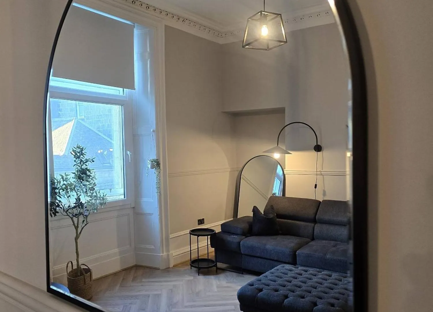 Luxury Central Apartment W/ 3 Beds + 24Hr Check-In Aberdeen